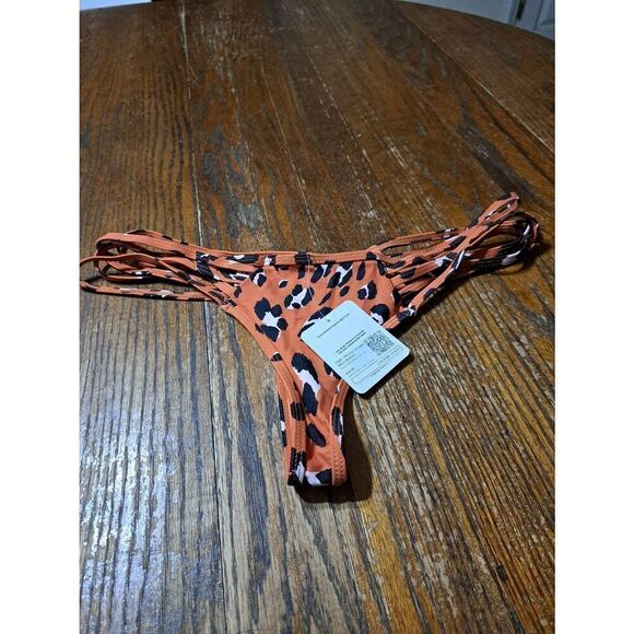 New Medium Fabletics NOA Strappy Bikini High Waist Bottoms Swimsuit Bathing Suit - Picture 3 of 3